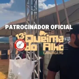 #TBT de um evento que reforça as raízes, a tradição e a força do agro mineiro. 🔥🤠  A CooperOeste marcou presença na Queima do Alho, celebrando a cultura sertaneja e valorizando quem faz o campo acontecer todos os dias.  Foi um momento de encontro, parceria e conexão com produtores, amigos e toda a essência do agro que carregamos com orgulho. 🌾🐄  #CooperOeste #TBT #QueimaDoAlho #AgroMineiro #ProdutorRural #TradiçãoNoCampo #SomosCoop #ForçaDoAgro